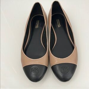 Michael Kors Women's Tan and Black Flats